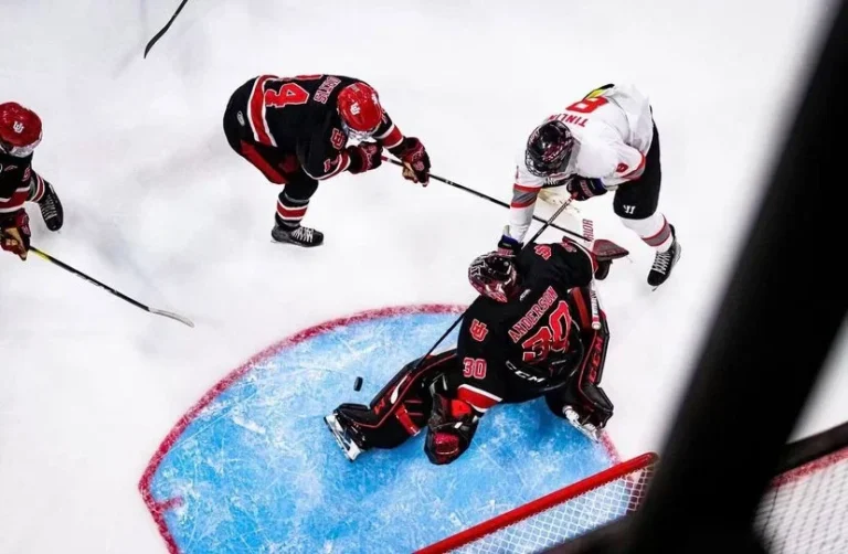 utah-utes-goalie-landon-anderson